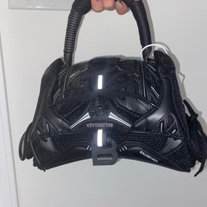 Balenciaga SMALL hourglass “sneaker head”